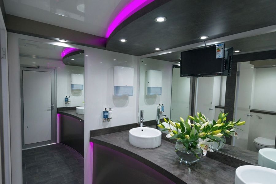 Luxury Portable Toilet Hire Staffordshire